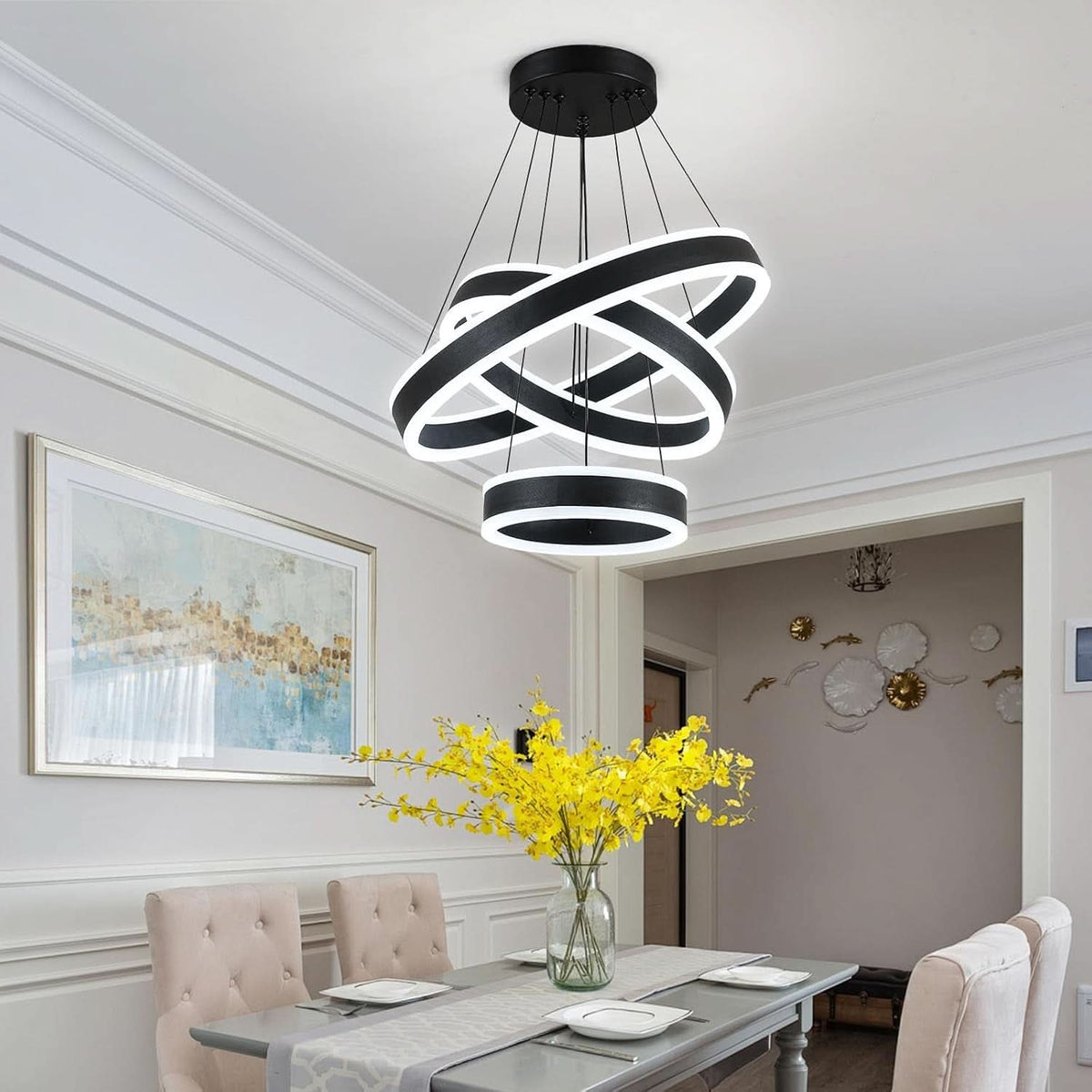 Homiqo Aura – Czarna regulowana lampa wisząca LED z trzema pierścieniami